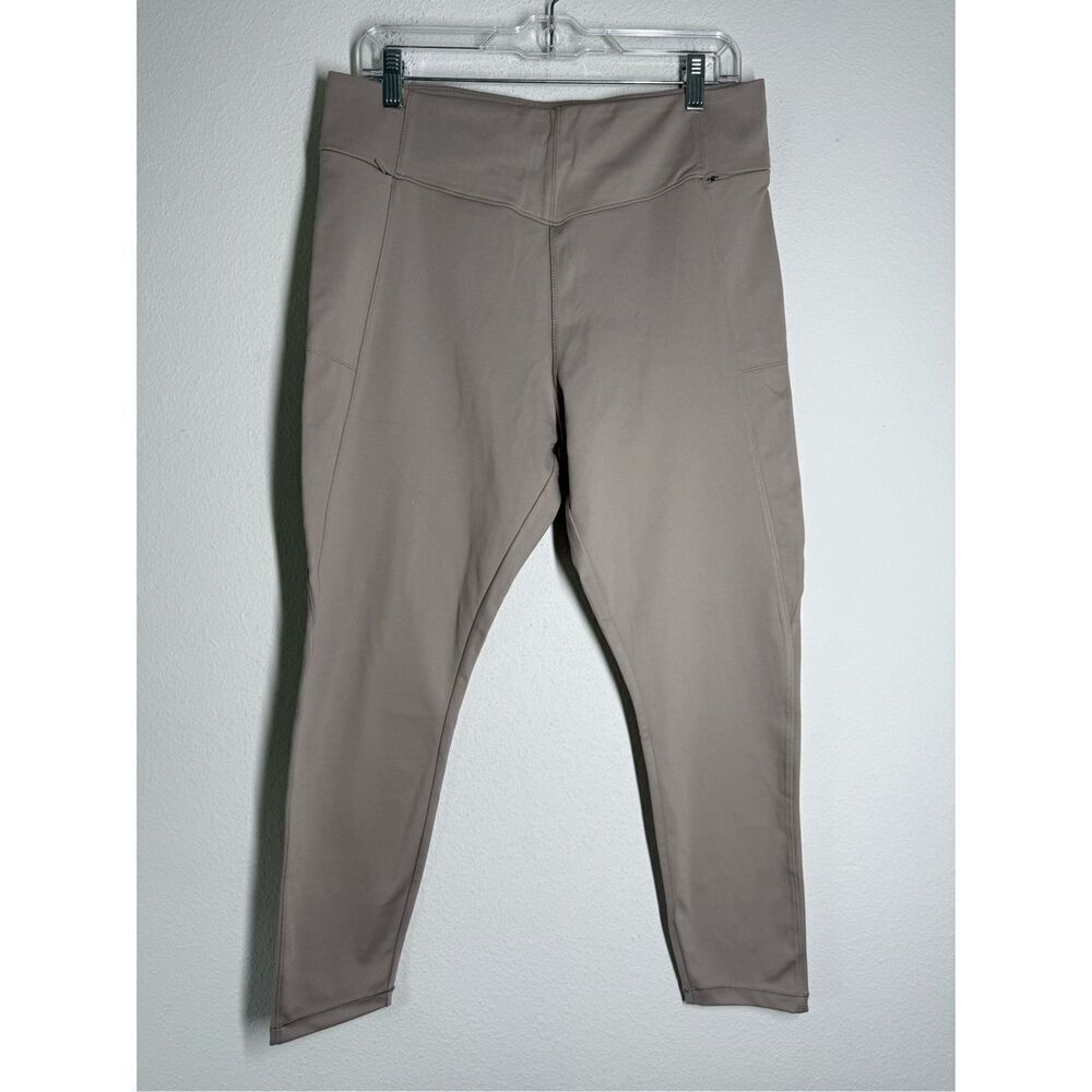 Danskin Eclipse Women’s Leggings Size XL Tan Cacao 2Zip Pockets